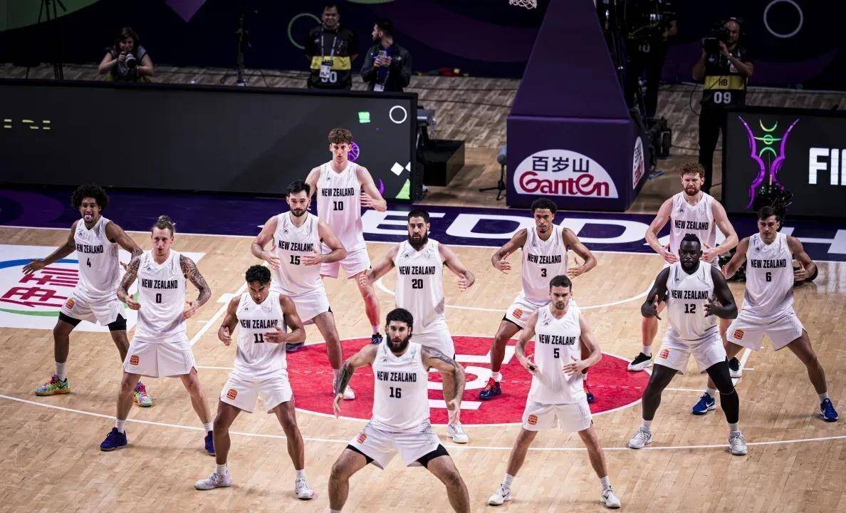  今夜莱比锡备战亚洲杯；火线驰援细节流出；值得警惕；资深球员宣示担当-九游会彩金