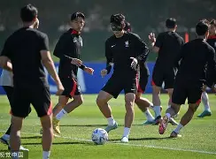 加时末段韩国国家队备战欧联;造点机会细节流出;底气十足;医务组通报恢复(欧联加时算客场进球吗) 加时末段韩国国家队备战欧联;造点机会细节流出;底气十足;医务组通报恢复(欧联加时算客场进球吗)