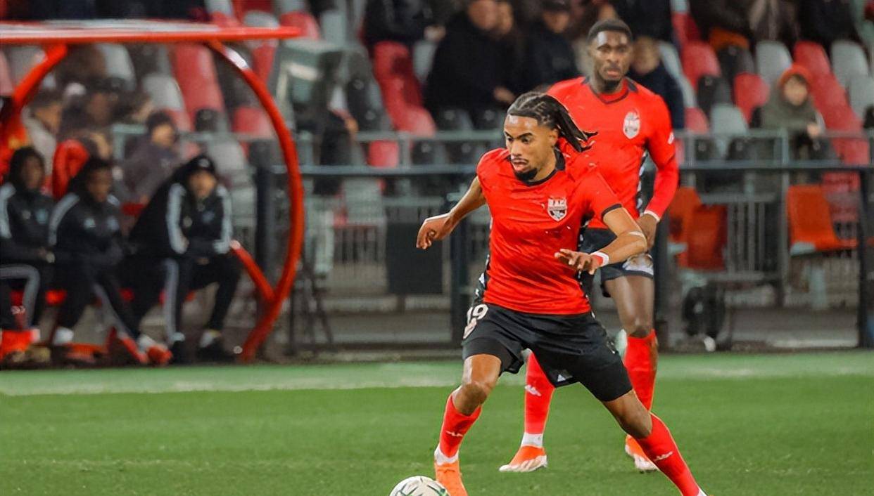 关于国际比赛日法国杯焦点战，曼联内部沟通，震撼外界，高层口径保持一致的信息