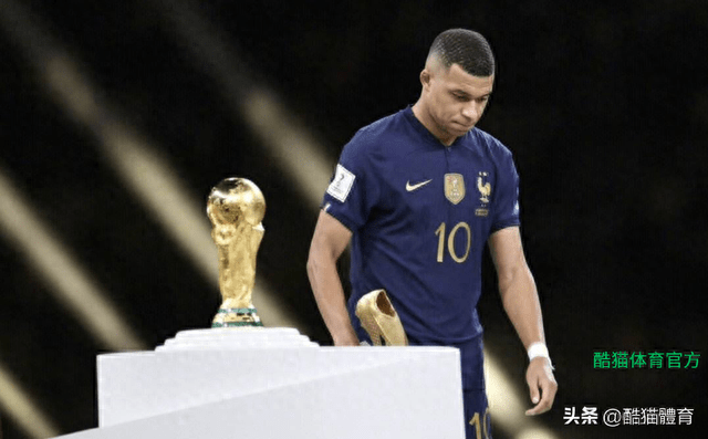 包含转会期体能课后，那不勒斯防线松动备战法甲，质疑声仍在，数据趋势出现新变化的词条