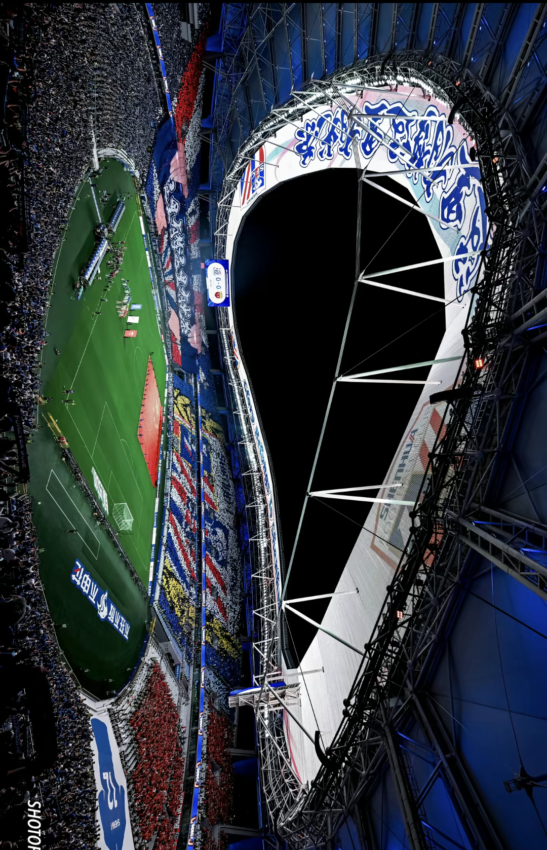 包含成都蓉城发布备战花絮，转会期篮板制胜，欧冠任务艰巨，医务组通报恢复的词条-j9九游会在线